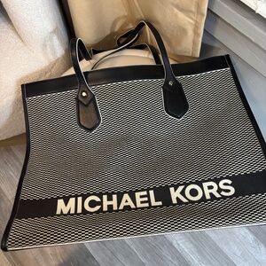 MICHEAL KORS BAG